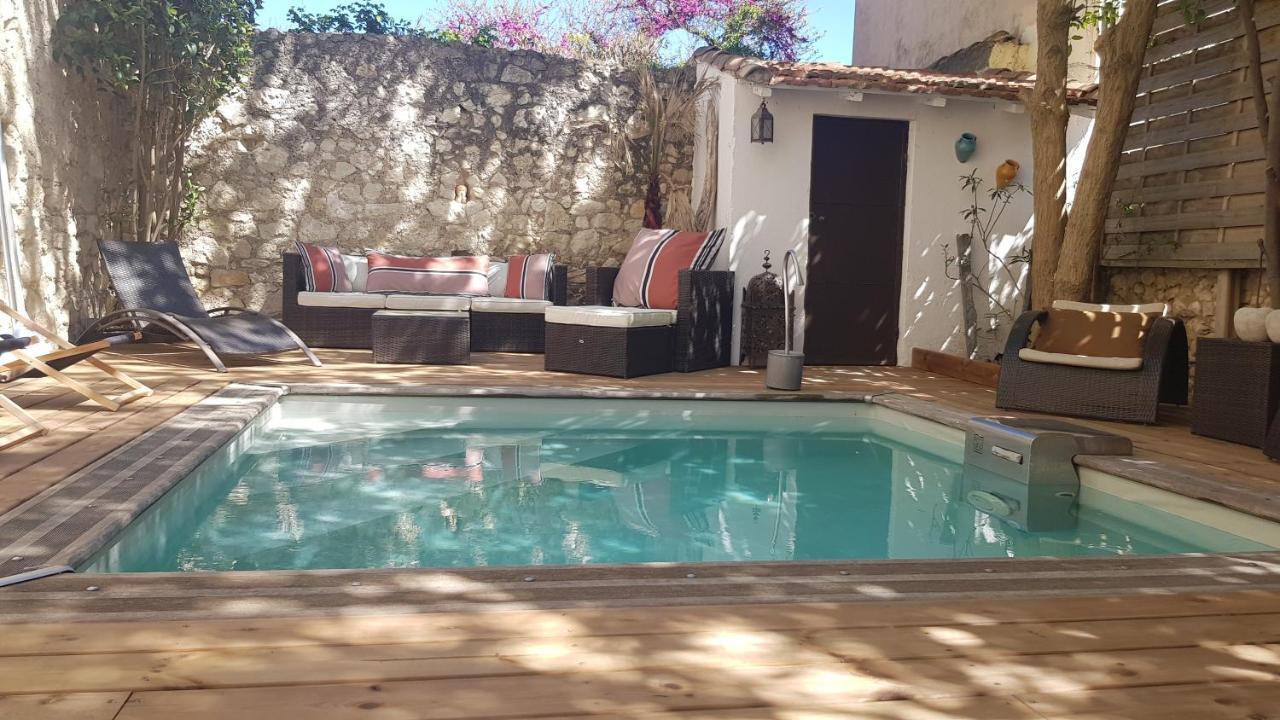 La Demeure Du Pressoir Bed and Breakfast Cuxac-dʼAude Exteriör bild